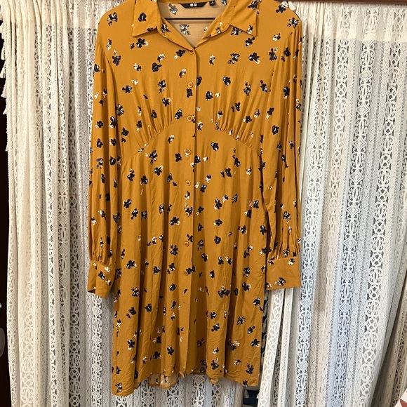 Uniqlo Mustard Floral Long Sleeve Dress with pockets! - Picture 1 of 6